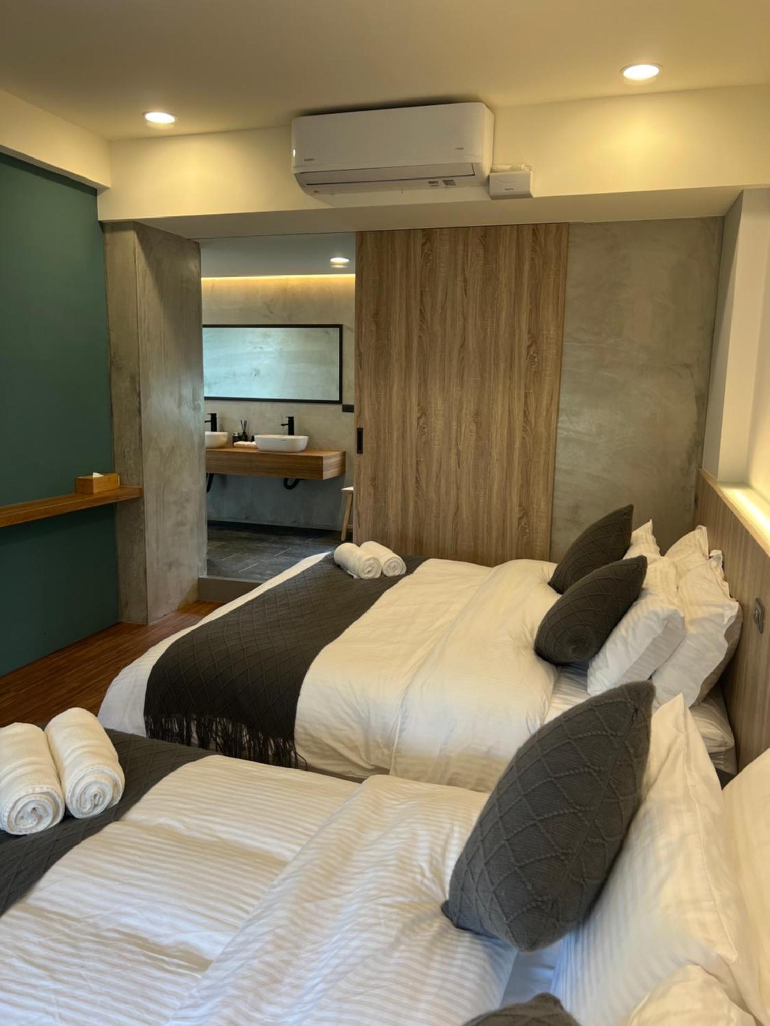 Chill Chill House Hotell Shimen Rum bild